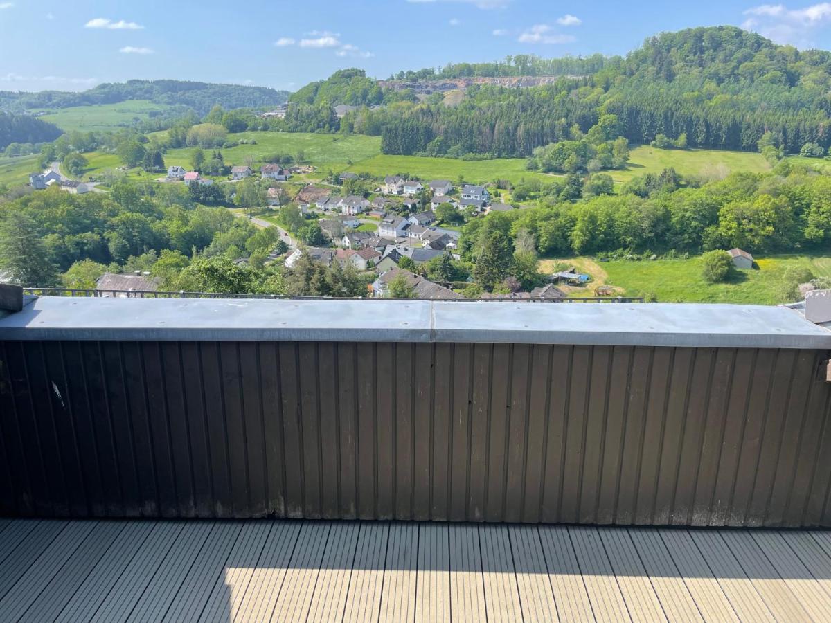 Apartamento Traumhaus Am Wald 2 Daun Exterior foto